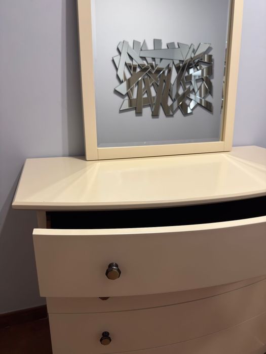 Conjunto de madeira para quarto