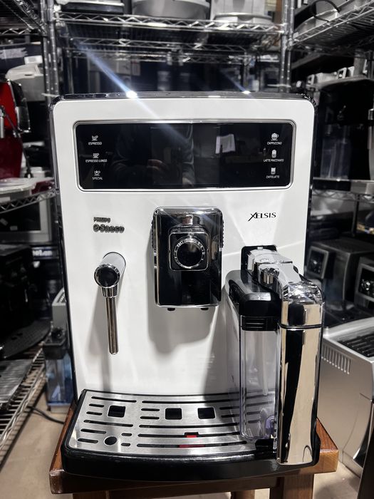 Кавомашина Saeco Xelsis