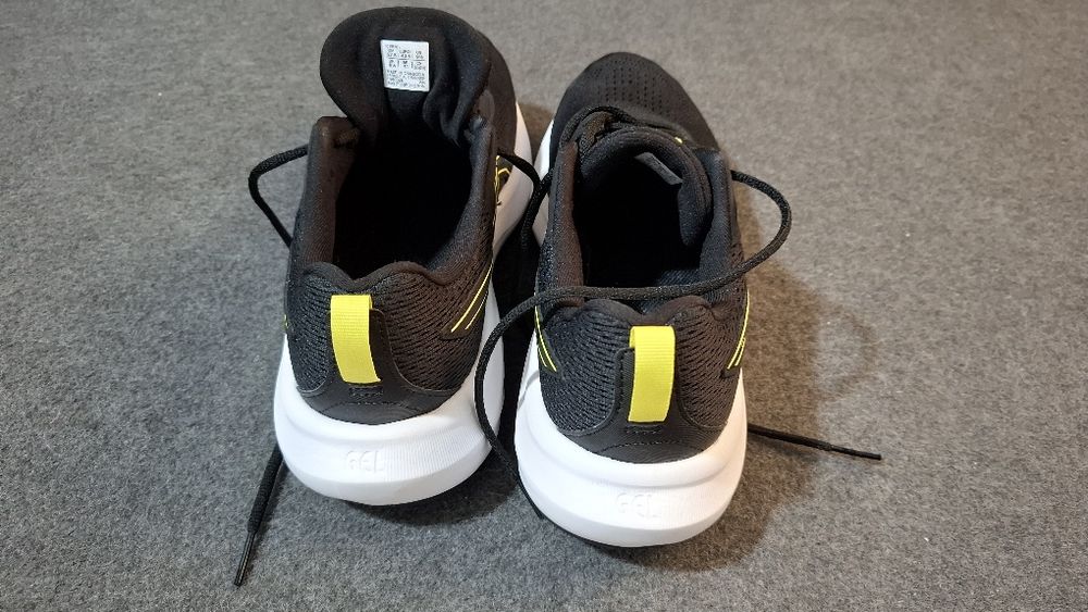 Ténis / sapatilha ASICS Gel Contend 9 - Como Novo usado  2 vezes N43,5