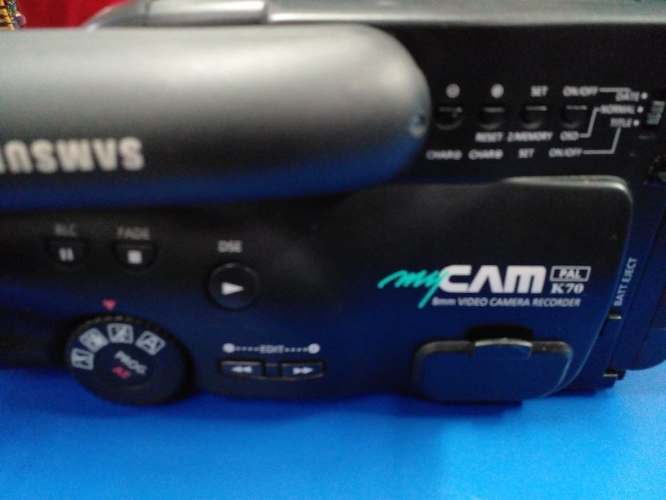 Винтажная видеокамера  Samsung VP-K70