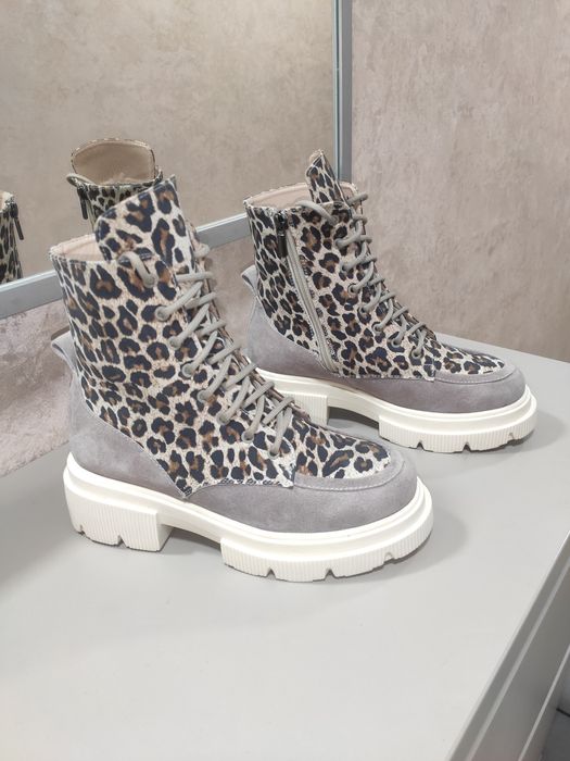 Берцы женские зимние и демисезонные, разные цвета и модели