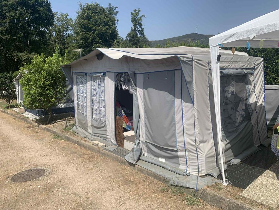 Caravana Vimara 350 com avançado e cozinha