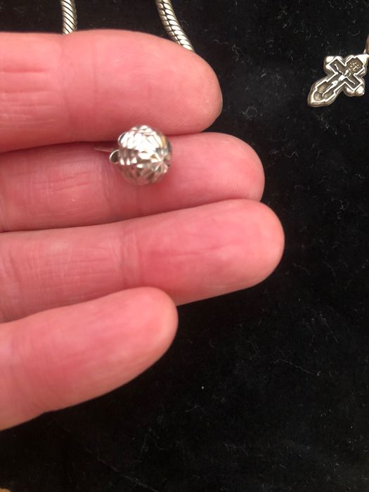 Серебрянные серьги , шармы