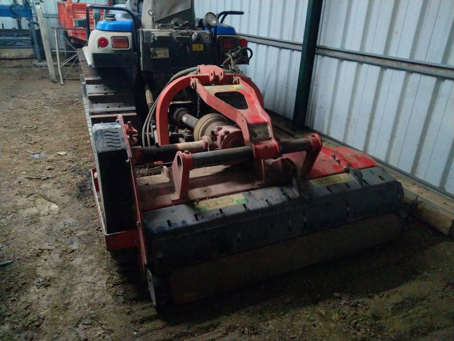 Trator lagartas New Holland TK4040