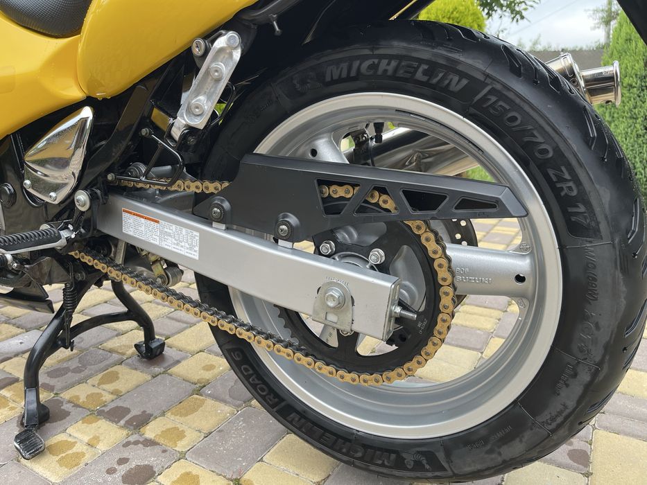 Suzuki gsx 600f.