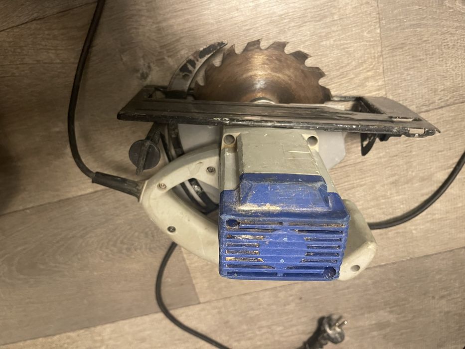 Циркулярна пила EINHELL LE-HS 1200