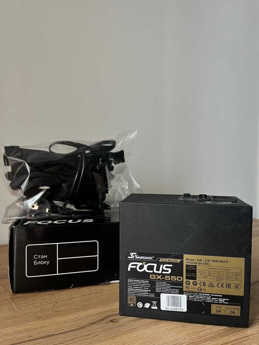 Блок живлення Seasonic Focus GX-550 550W (SSR-550FX) - 3804