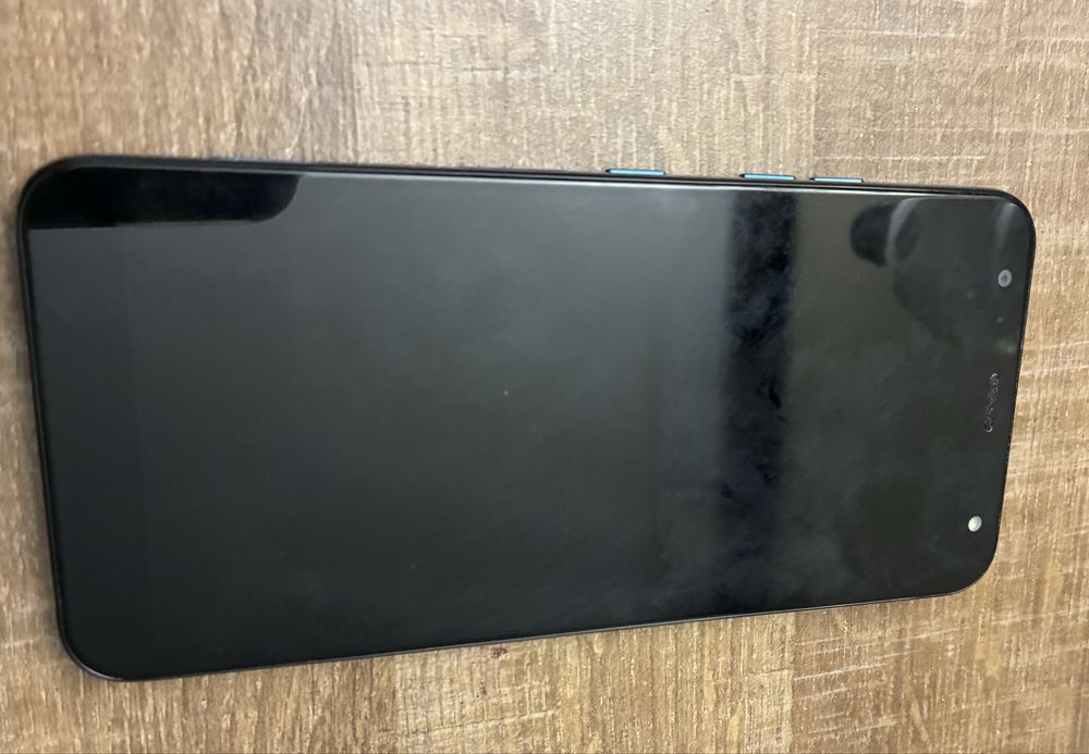 Sprzedam Telefon LG K40