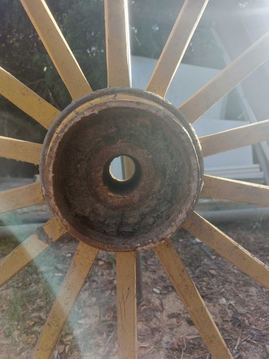 Rodas carroça antiga