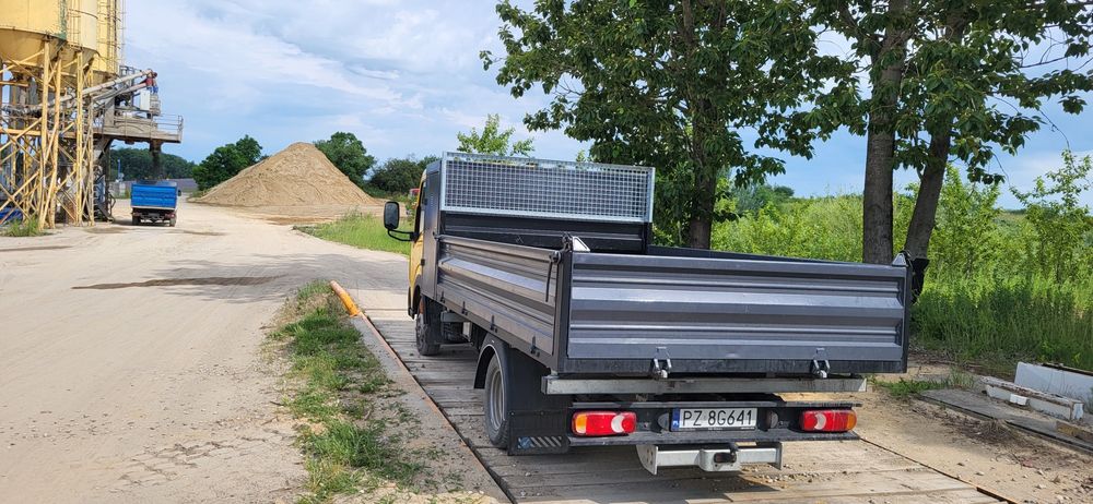 Usługi Transportowe Wywrotką / Usługi mini Koparką / Piasek / Kamień / Wykopy Pod Kanalizacje / Żwir / Beton