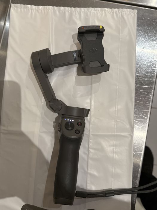 DJI Osmo Mobile 3