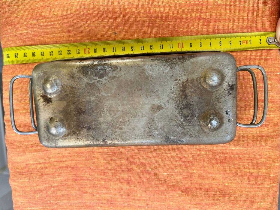 Стерилізатор і шприц