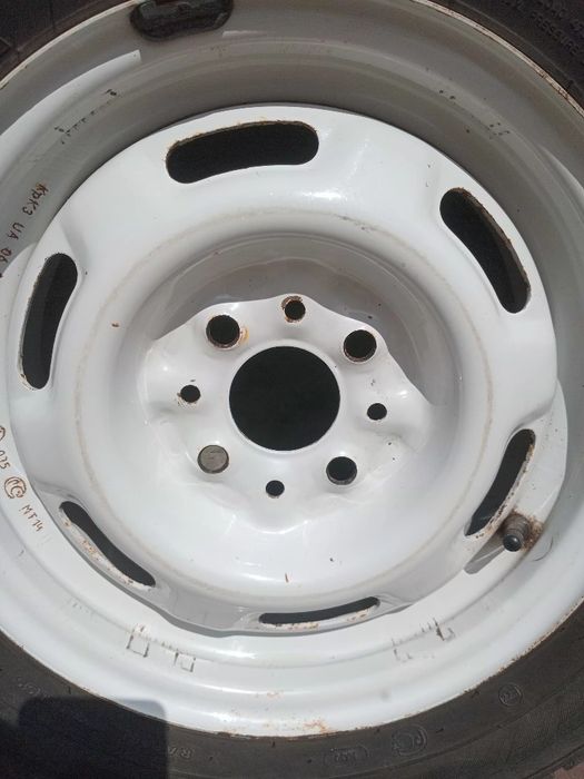 Продам абсолютно новые колёса с новыми дисками
