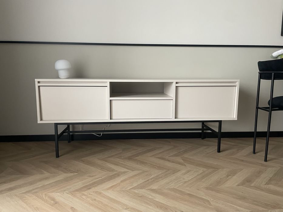 szafka pod telewizor
