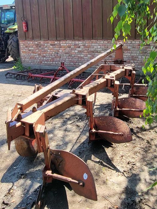 Pług Unia Tur 4+1