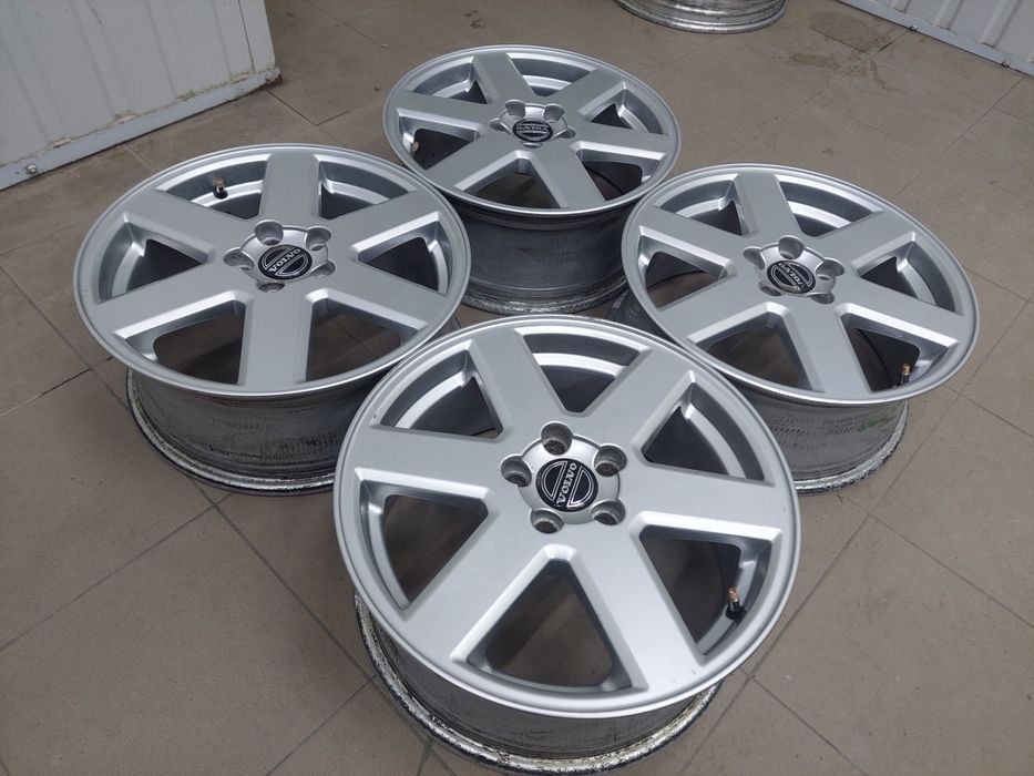 Диски колеса оригінал оригінальні Volvo R17 5×108