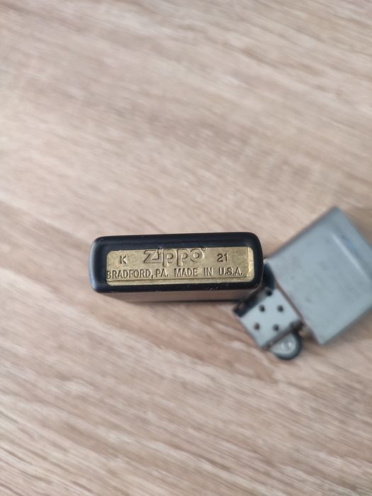 Zapalniczka Zippo 29989 Tone on Tone Black Matte