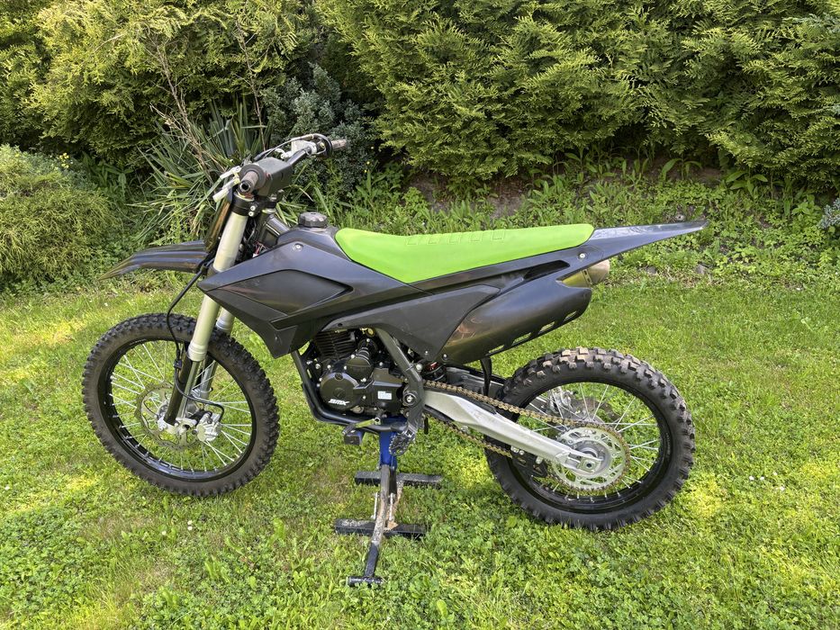 Smx 250 cross duze koła asix mrf kayo