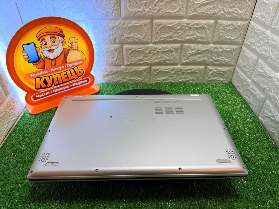 Asus VivoBook 17｜Vega 8 2gb｜Ryzen 5 3500U｜17.3"｜OЗУ 8 gb｜512 gb