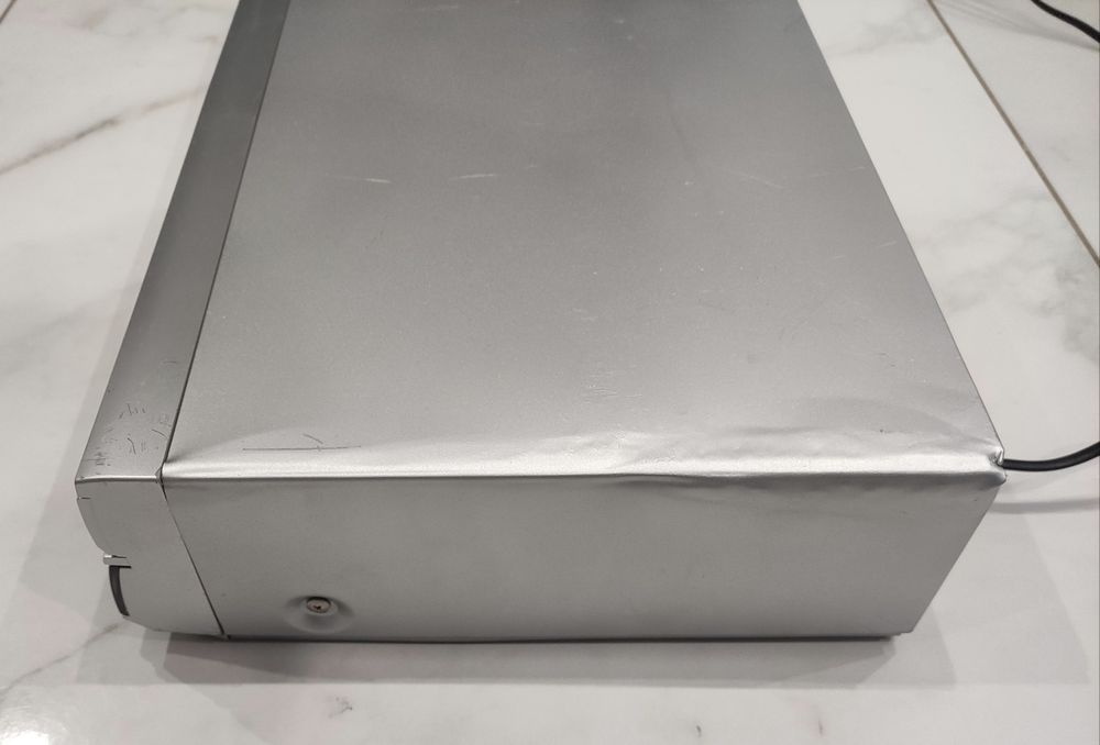 Продам Panasonic NV-VP31GC - DVD/VHS 6 Head Hi-Fi Stereo