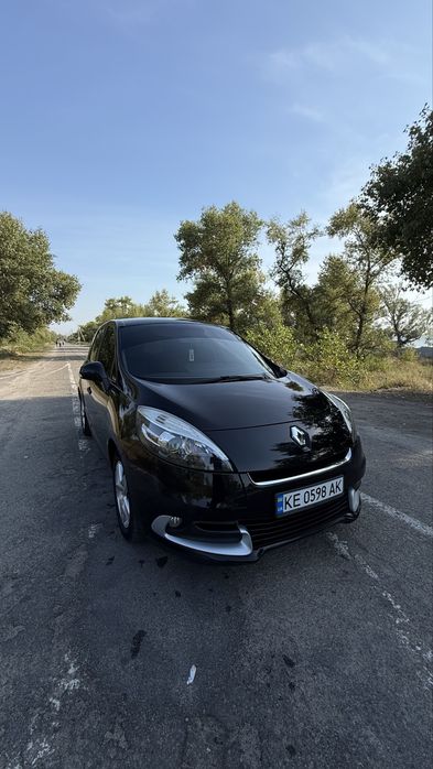 Renault Scenic | Reno | 3 поколение Рено Сценик 1,5 дизель