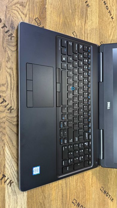 Ноутбук Dell Precision 7520 Intel Core i7-7700HQ/16GB/SSD 256GB/ M1200/FHD IPS