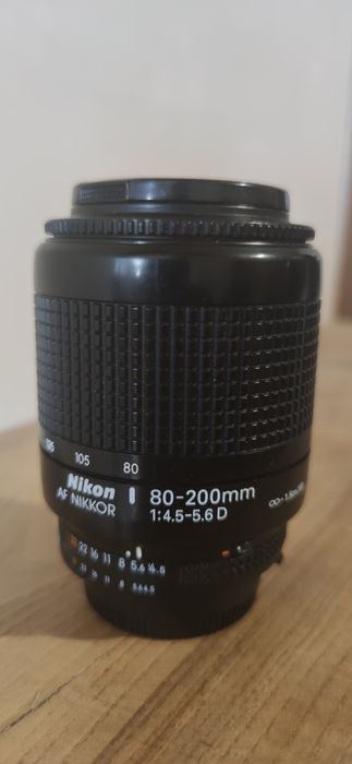 Obiektyw Nikon AF 80-200