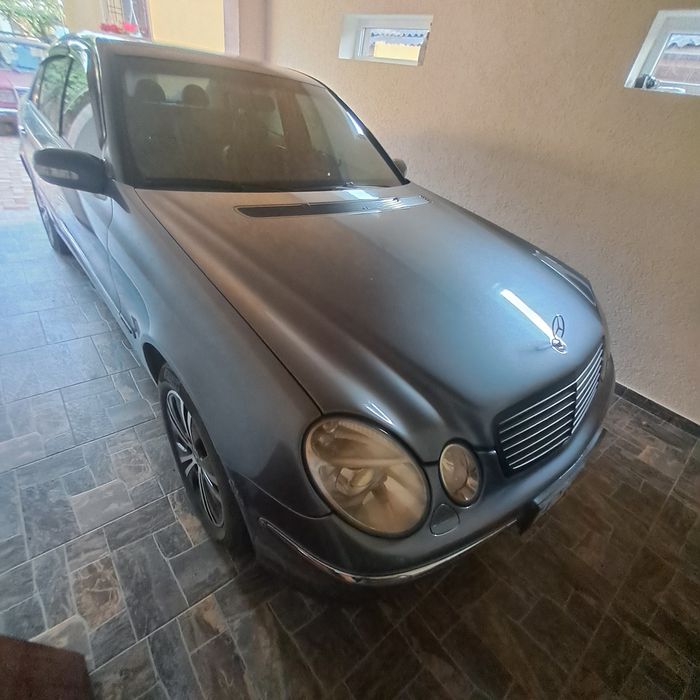 Продам мерседес .