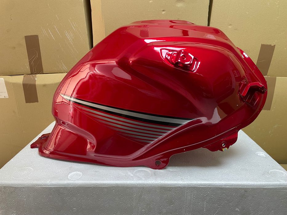 Honda CB125 F 2018 tanque