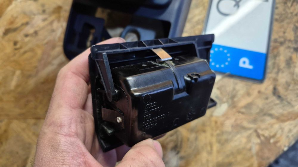 Consola Central com Apoio de Braço Audi A4 B5 8D Pré-Facelift 1995 a 1999 Original