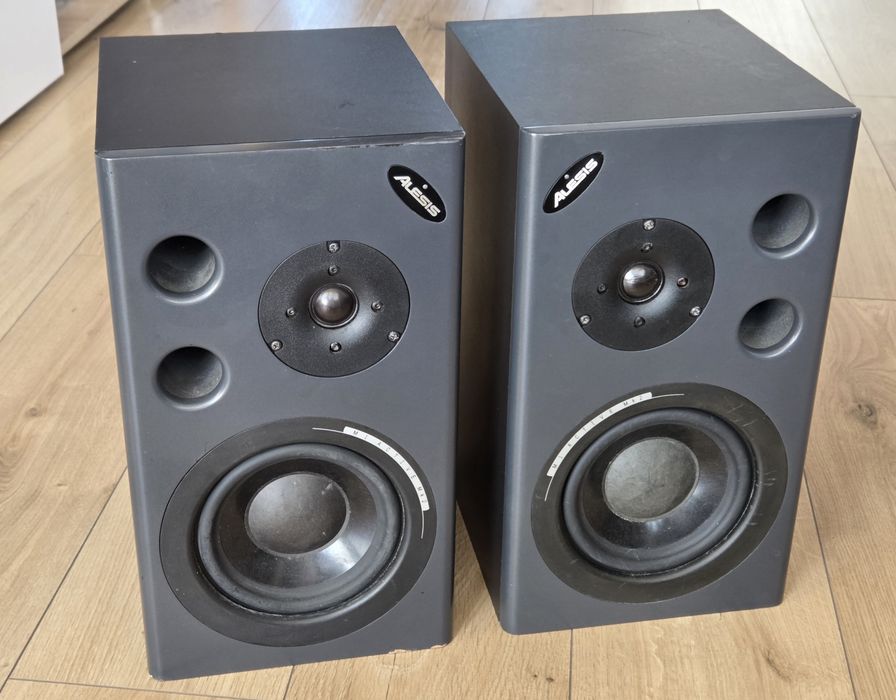 Alesis M1 Active MK2 monitory studyjne aktywne głośniki kolumny