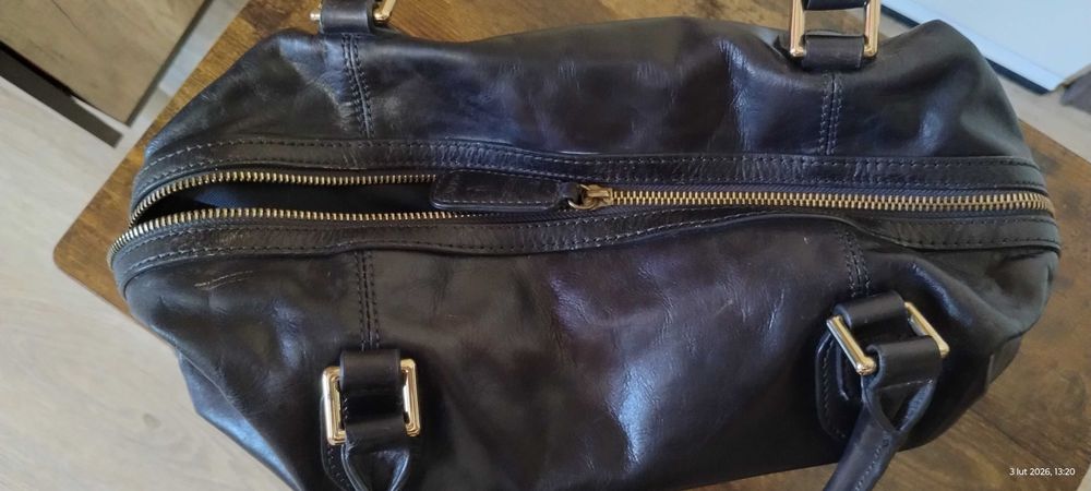 Torebka skórzana firmy DKNY