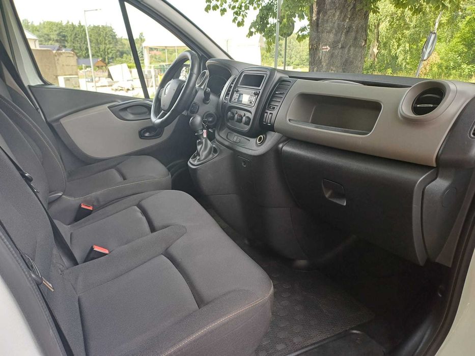 Sprzedam Renault Trafic 2014