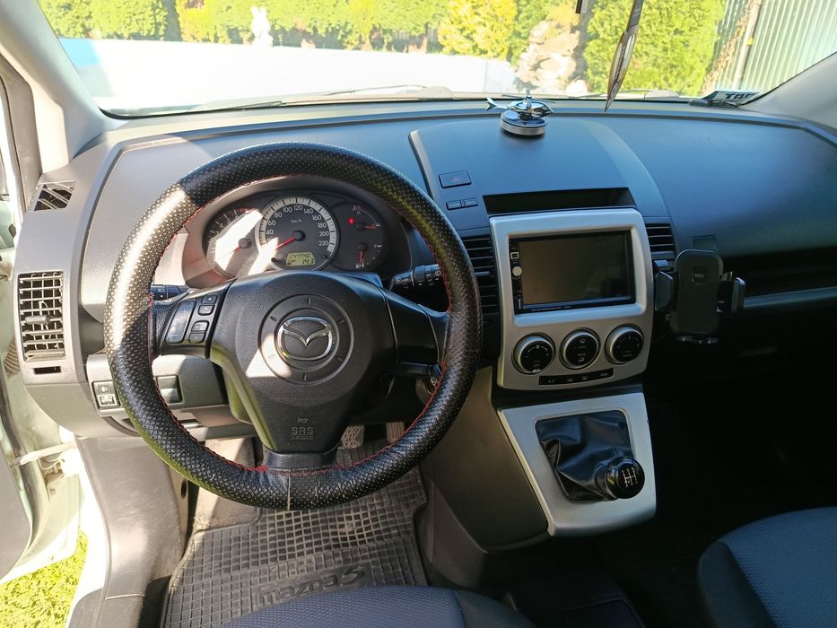 Mazda 5 мінівен 1.8 бендзин, 7 місць