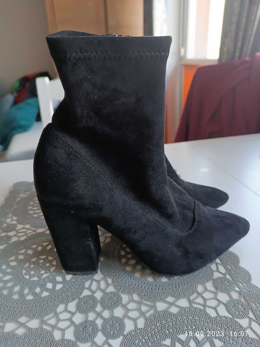 Botki czarne rozmiar 37