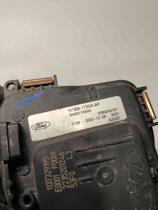 Motor limpa vidros frente FORD Fiesta VII (HJ, HF)
