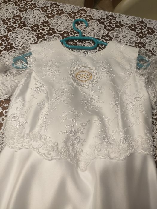 Suknia  komunijna alba