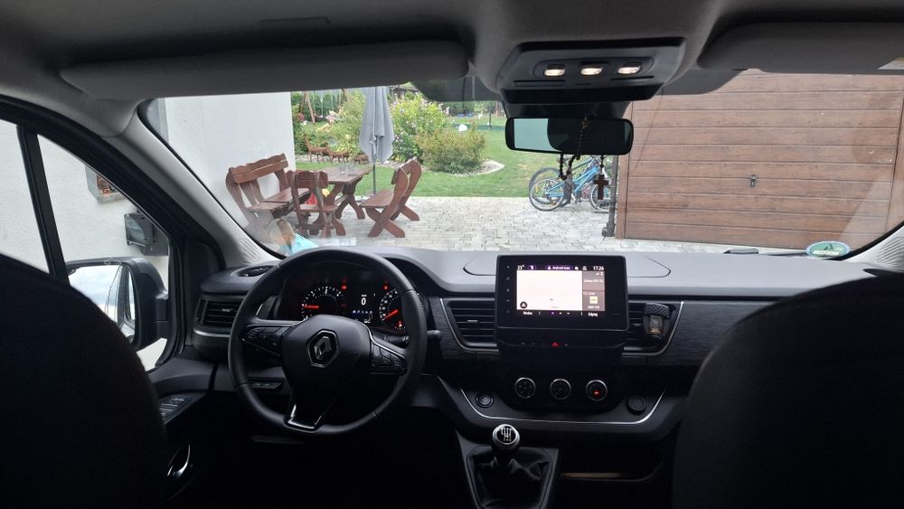 Renault trafik long