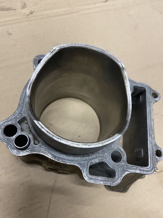 Cylinder tuleja tłok suzuki ltz 400