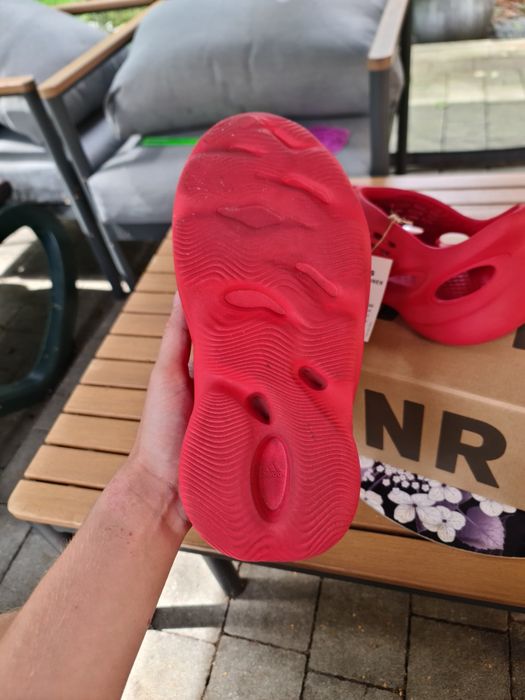 Yeezy foam vermillion