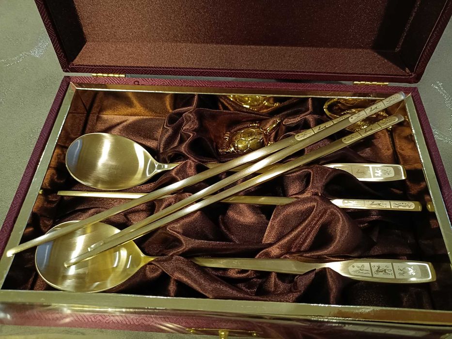 Nowy,oryginalny zestaw do sushi