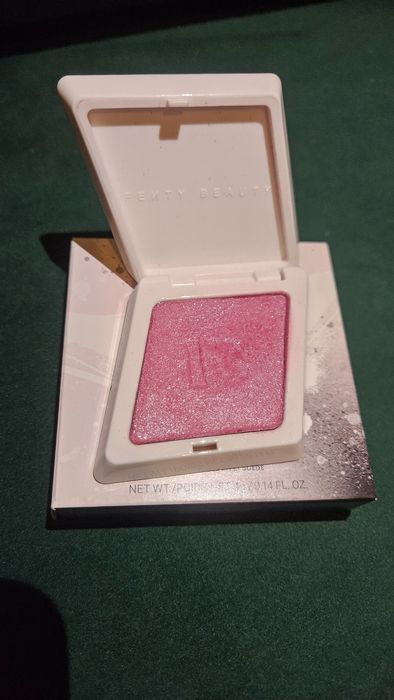 Fenty beauty cheeks róż wattabrat