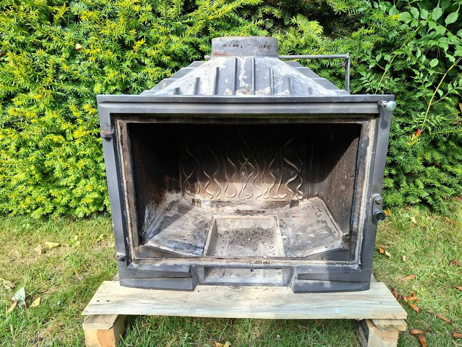 Kominek Invicta typ Selenic 14 KW Jerzmanowice • OLX.pl