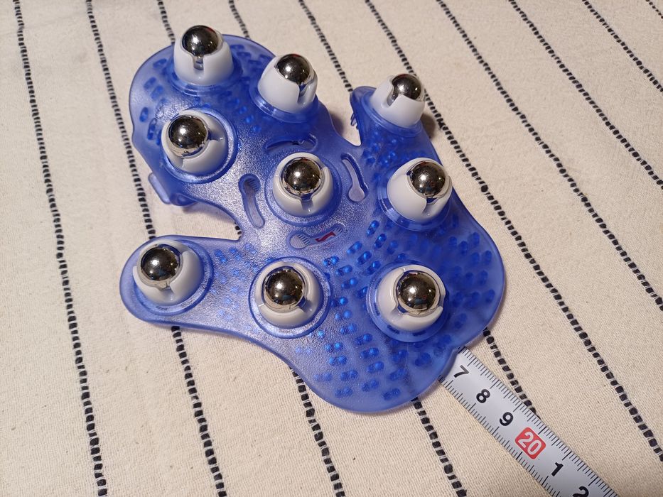 Luva de massagens para alívio de dores musculares