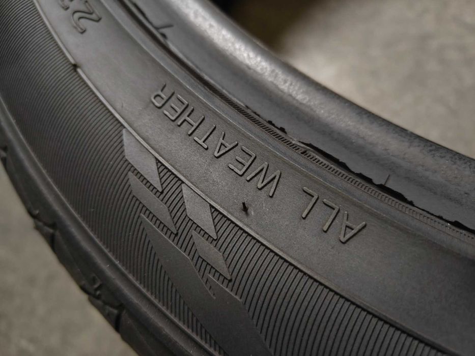 R18 235 45 шини всесезонні з Американця хороший стан