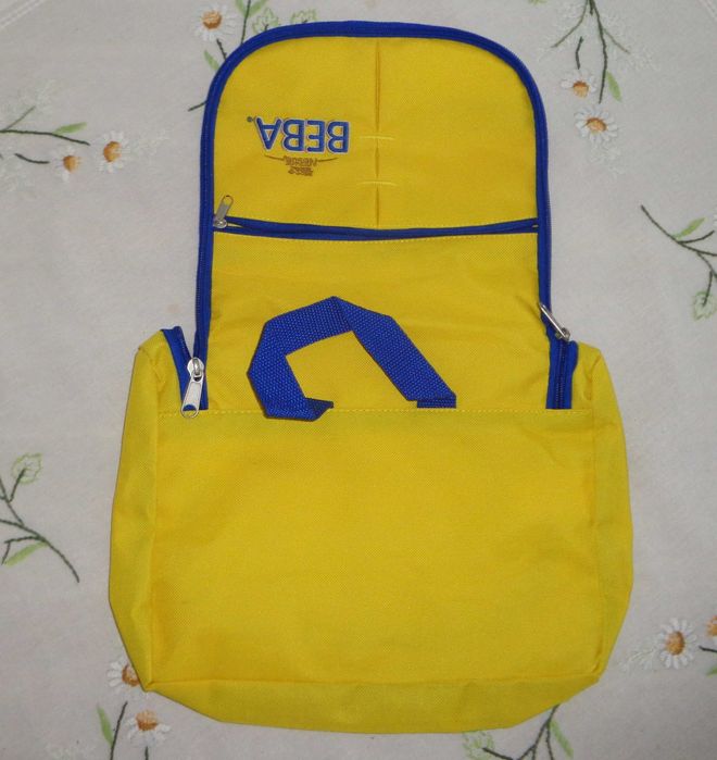 "BEBA Nestle" nowa niemiecka duża kosmetyczka- niezbędnik