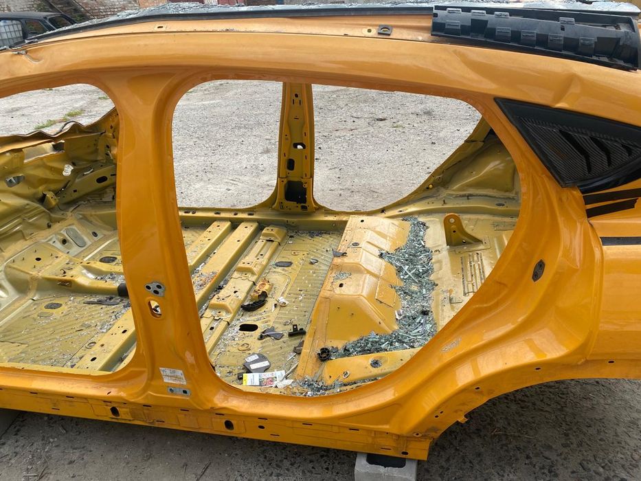 Кузов Мустанг Мач Е кузовщина четверть Ford Mustang Mach E