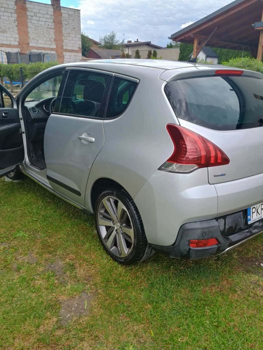 Peugeot 3008 1.6 blueHdi 2015 rok