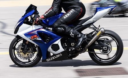 Suzuki GSXR 1000 k7