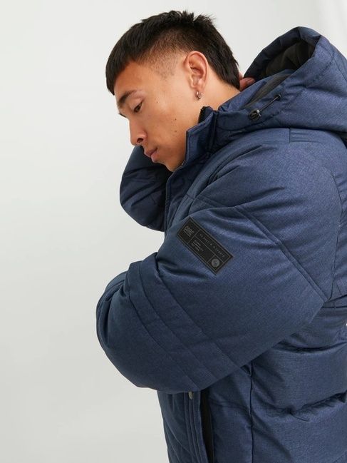 Новий Пуховик зимовий  чоловічий Jack & Jones куртка  колір синій navi